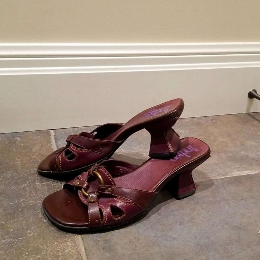 - - Women's Indigo brown leather sandals with funky heel.  Size 8 1/2